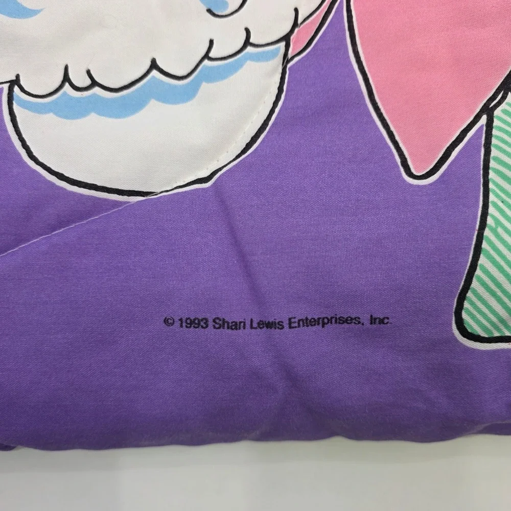 VINTAGE 1993 LAMB CHOP COMFORTER TWIN BEDDING ALL OVER PRINT HEARTS RARE EUC